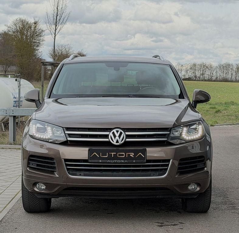Gebraucht VW Touareg 239 PS (175 kW) 2011 Braun SUV
