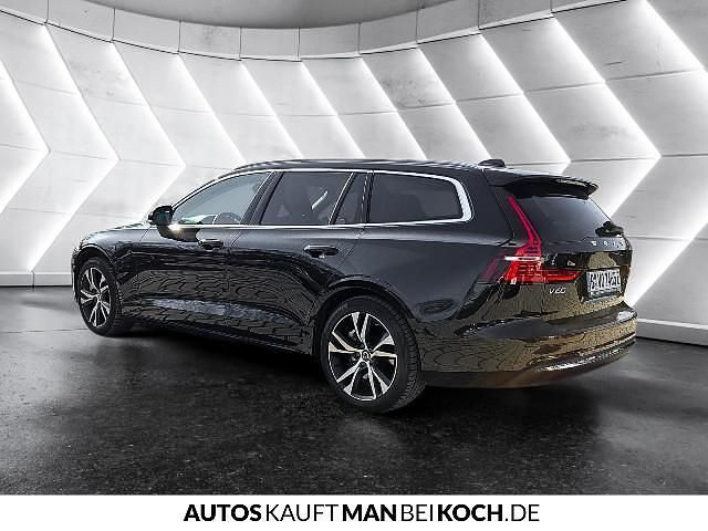 Gebraucht Volvo V60 257 PS (189 kW) 2025 Kombi