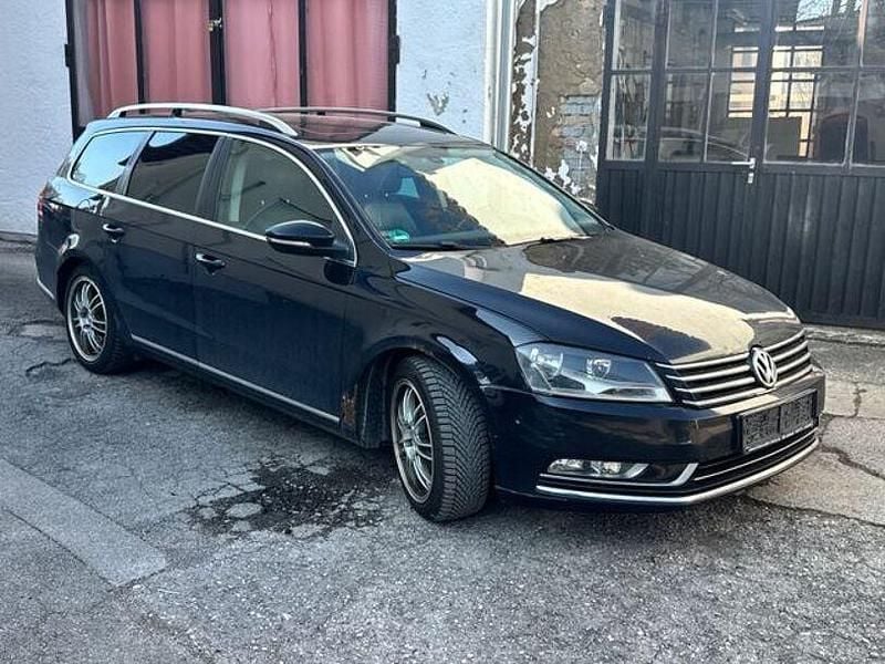 Gebraucht VW Passat Highline 299 PS (219 kW) 2011 Schwarz Kombi