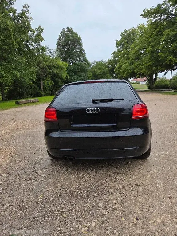 Gebraucht Audi A3 Sport 125 PS (91 kW) 2011 Schwarz Kleinwagen