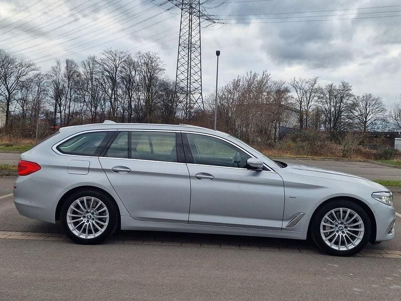 Gebraucht BMW 530 Luxury Line 252 PS (185 kW) 2018 Silber Limousine