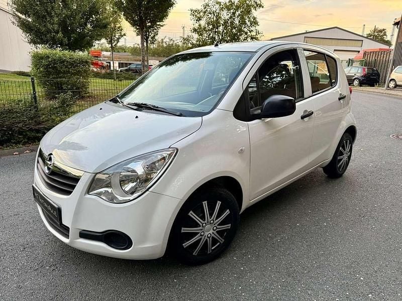 Weiß Gebraucht 2010 Opel Agila Basis Kombi | 2.990 € (Guter Preis) - Bild 1/4