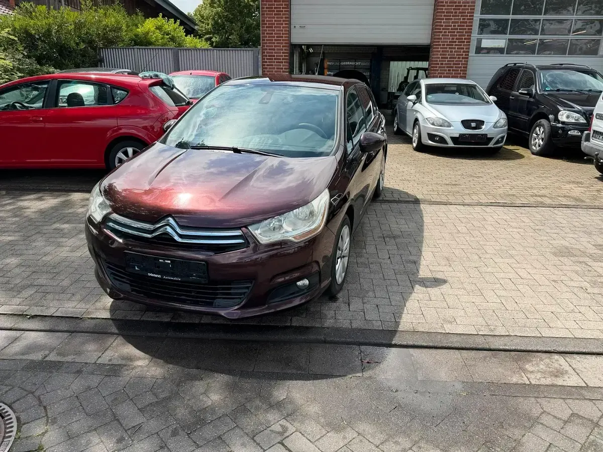 Gebraucht Citroën C4 120 PS (88 kW) 2011 Braun Kleinwagen