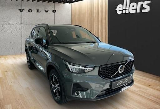 Gebraucht Volvo XC40 Plus 163 PS (119 kW) 2025 Grün SUV