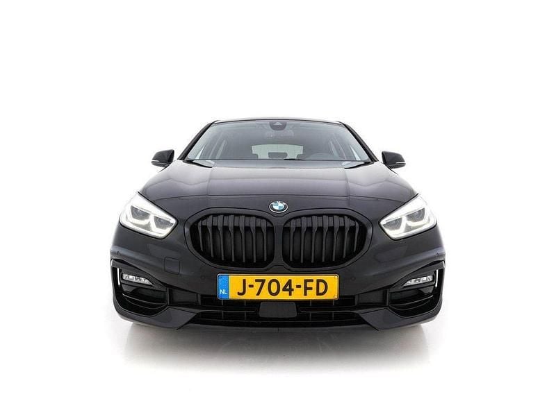 Gebraucht BMW 116 Executive 116 PS (85 kW) 2020 Schwarz Kleinwagen