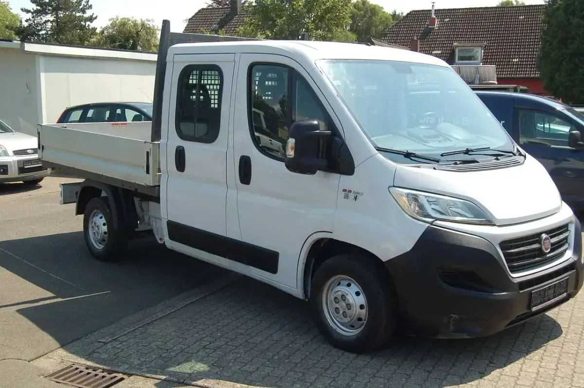 Gebraucht Fiat Ducato 131 PS (96 kW) 2018 Colore esterno weiss Van