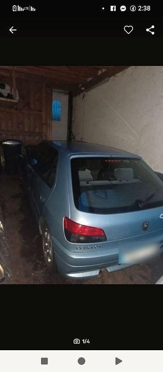 Gebraucht Peugeot 306 88 PS (64 kW) 1999 Silber Limousine