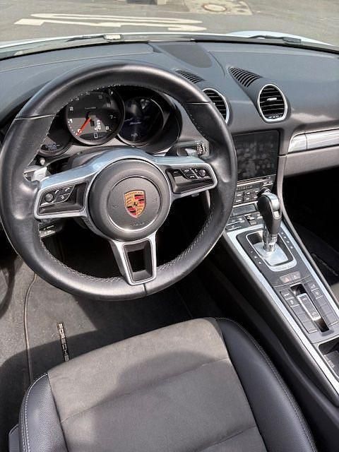 Gebraucht Porsche Boxster 300 PS (220 kW) 2022 Weiß Cabrio