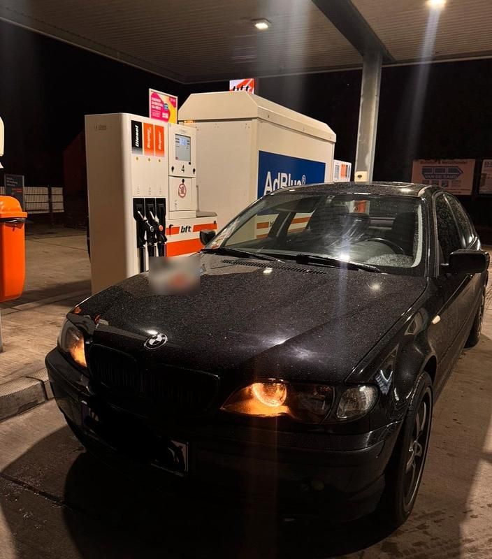 Gebraucht BMW 316 116 PS (85 kW) 2002 Schwarz Limousine