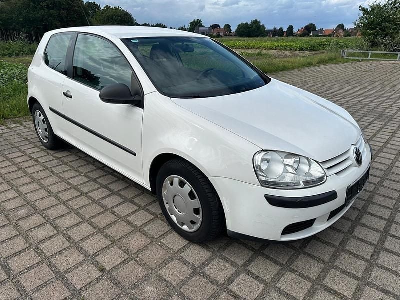 Weiß Gebraucht 2008 VW Golf V Kleinwagen | 1.700 € (Fairer Preis) - Bild 1/4