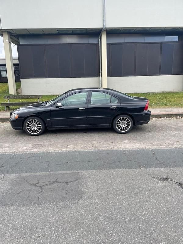 Schwarz Gebraucht 2005 Volvo S60 Limousine | 3.400 € - Bild 1/4