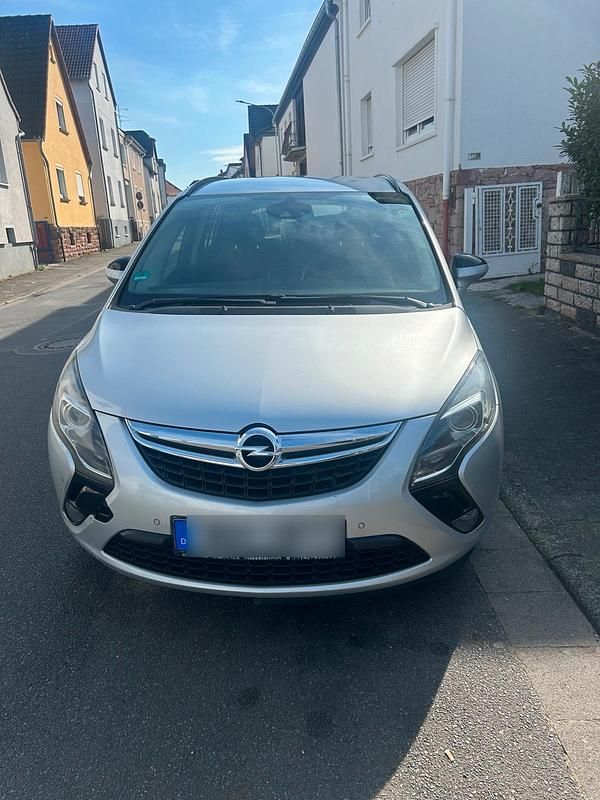 Silber Gebraucht 2012 Opel Zafira Van / Kleinbus | 3.100 € (Guter Preis) - Bild 1/4