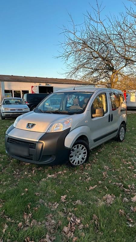 Gebraucht Peugeot Bipper 75 PS (55 kW) 2015 Silber Van / Kleinbus