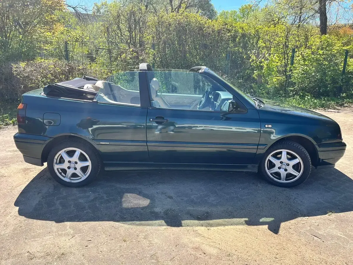 Gebraucht VW Golf Cabriolet 90 PS (66 kW) 1996 Grün Cabrio
