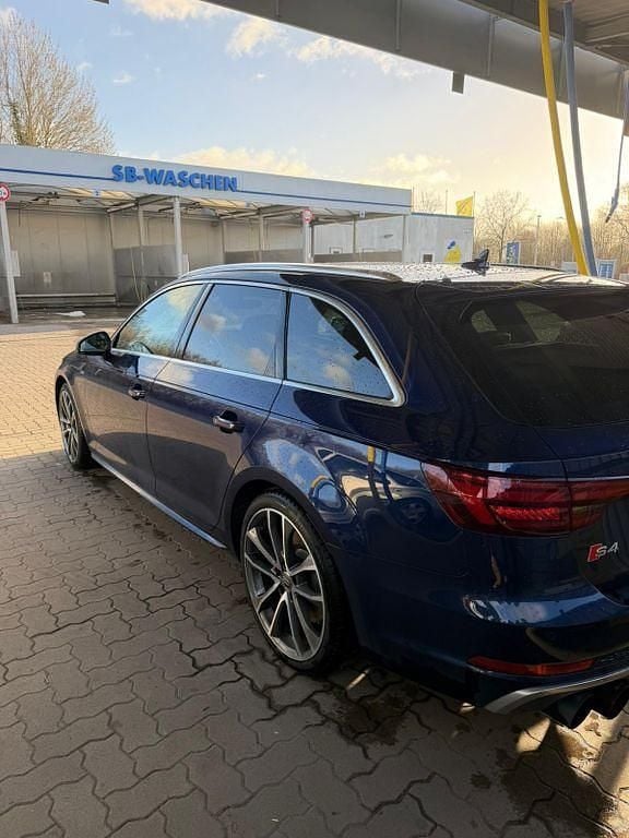 Gebraucht Audi S4 Ambiente 354 PS (260 kW) 2017 Blau Kombi