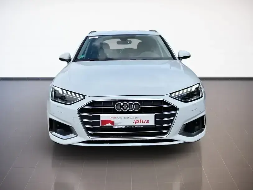 Używany Audi A4 Advanced Plus 150 KM (110 kW) 2024 Biały Kombi