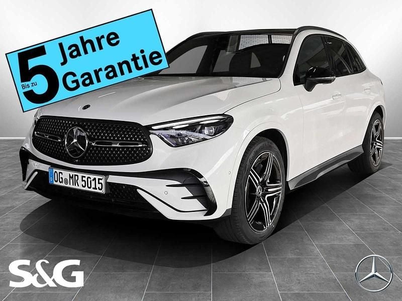 Unilack polarweiß Gebraucht 2025 Mercedes GLC220 AMG SUV | 61.399 € (Fairer Preis) - Bild 1/4