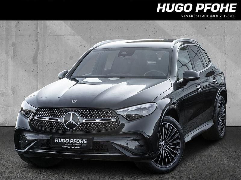 Gebraucht Mercedes GLC300 AMG line 269 PS (197 kW) 2025 Grau SUV