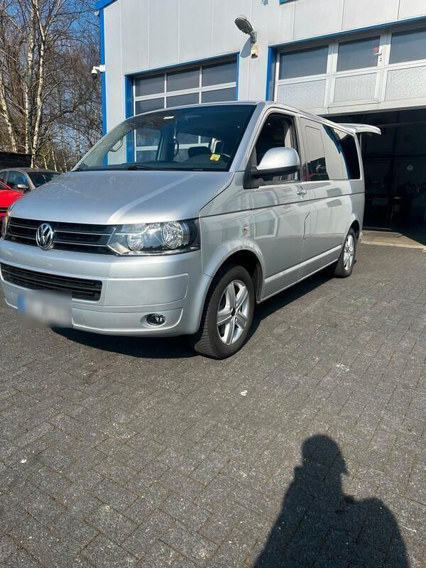 Silber Gebraucht 2009 VW T5 Van | 15.000 € (Teuer) - Bild 1/4