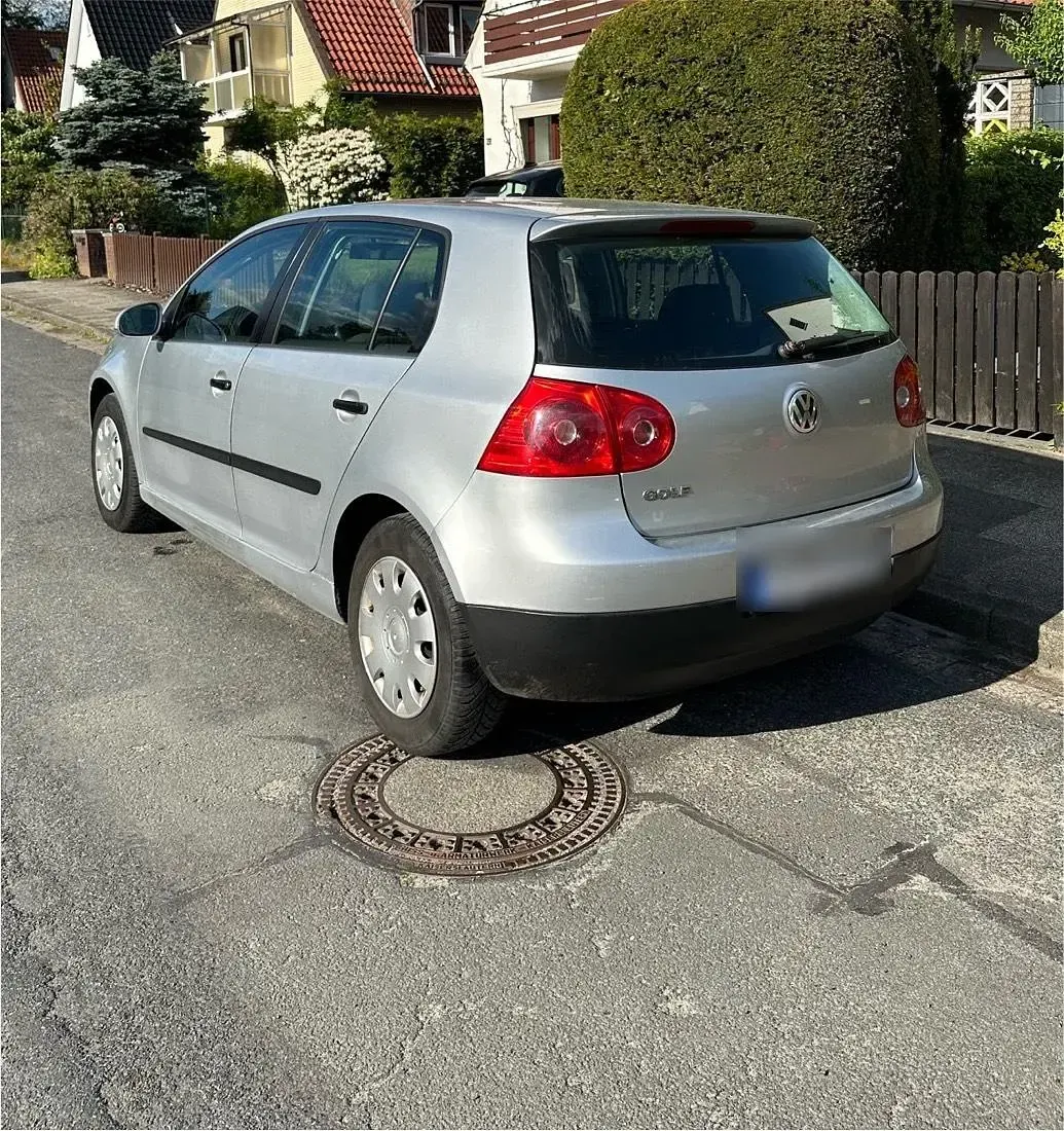 Gebraucht VW Golf IV 75 PS (55 kW) 2004 Silber Limousine