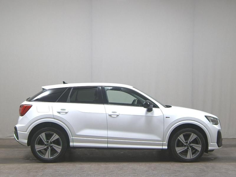 Gebraucht Audi Q2 S-Line 150 PS (110 kW) 2022 Weiss SUV