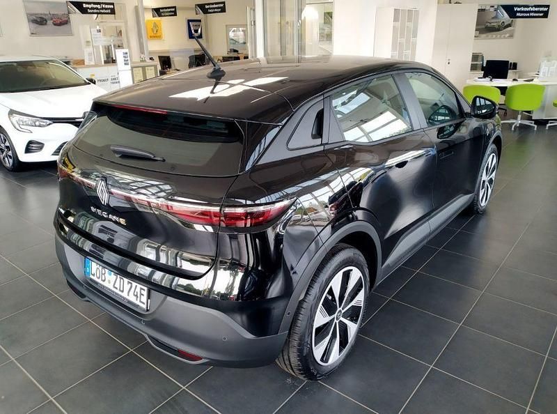 Gebraucht Renault Megane E-Tech Evolution 96 kW (131 PS) 2023 Schwarz Limousine