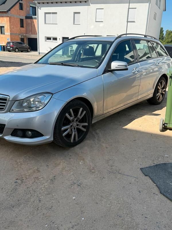 Silber Gebraucht 2013 Mercedes C220 Kombi | 3.200 € (Superpreis) - Bild 1/4