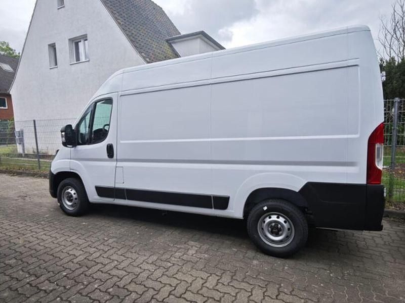 Neu Opel Movano 140 PS (102 kW) 2025 Weiss Van