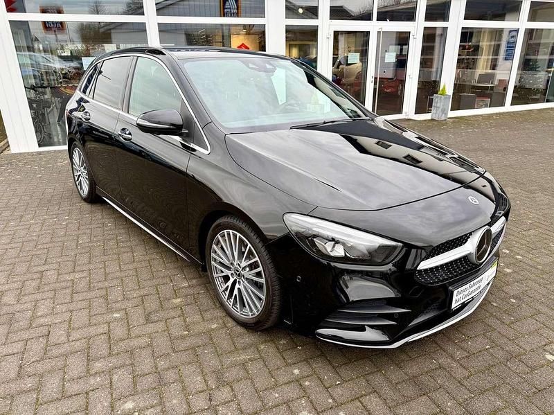 Gebraucht Mercedes B250 224 PS (164 kW) 2020 Schwarz Van / Kleinbus