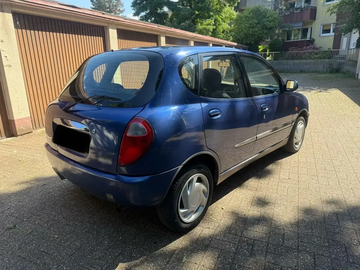 Gebraucht Daihatsu Sirion 2000 Blau Kleinwagen