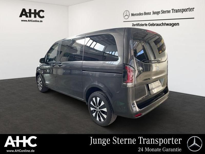 Second-hand Mercedes Vito 163 CP (119 kW) 2024 Gri Van