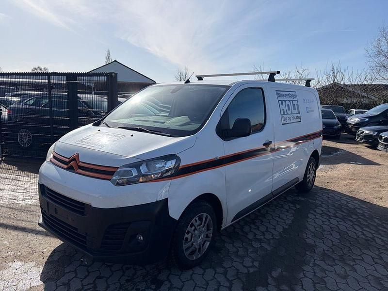 Gebraucht Citroën Jumpy 122 PS (89 kW) 2016 Weiß Van / Kleinbus