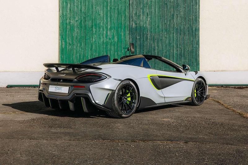 Gebraucht McLaren 600LT Spider 600 PS (441 kW) 2020 Mso dove grey Cabrio