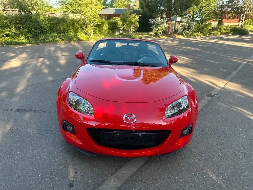Gebraucht Mazda MX5 Center-Line 126 PS (92 kW) 2014 Rot Cabrio