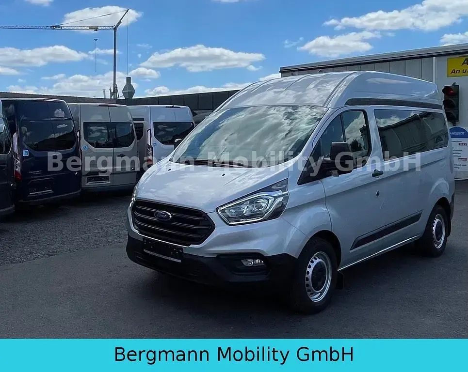 Gebraucht Ford Transit 131 PS (96 kW) 2023 Silber Van
