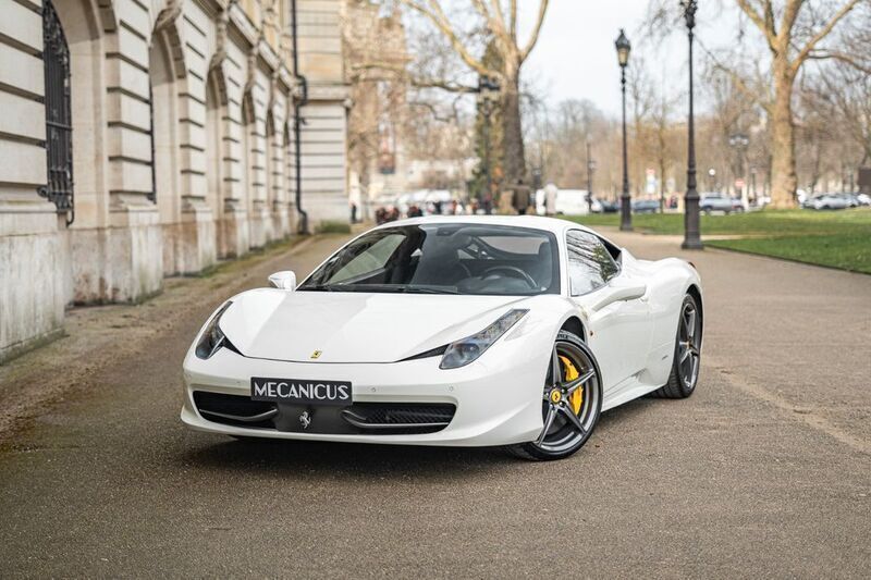 Weiß Gebraucht 2013 Ferrari 458 | 194.900 € (Teuer) - Bild 1/4