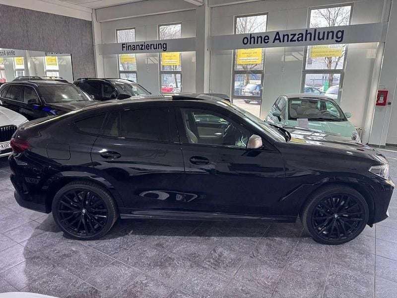 Gebraucht BMW X6 M 530 PS (389 kW) 2021 Black sapphire metallic SUV