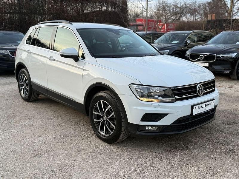 Weiß Gebraucht 2019 VW Tiguan Comfortline SUV | 18.999 € (Superpreis) - Bild 1/4