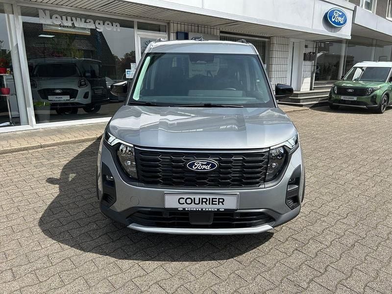 Neu Ford Tourneo Courier Active 125 PS (91 kW) 2026 Silber Van / Kleinbus