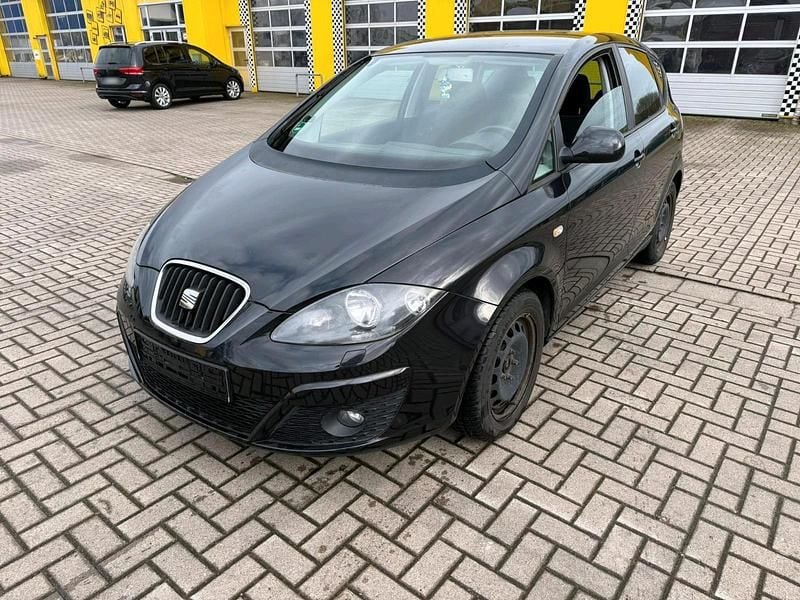 Second-hand Seat Altea 105 CP (77 kW) 2011 Negru Berlinǎ