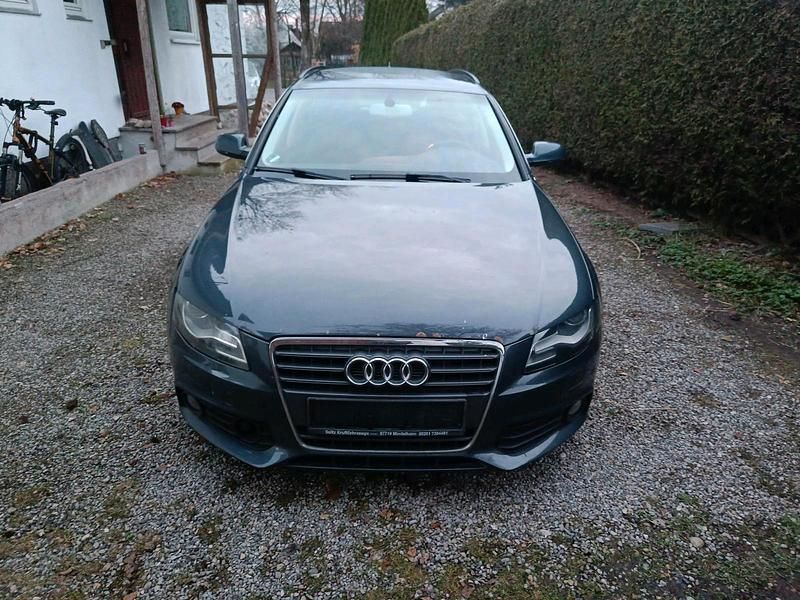 Gebraucht Audi A4 190 PS (139 kW) 2010 Andere farben Kombi
