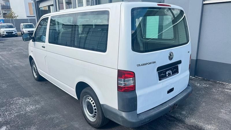 Second-hand VW Transporter 110 CP (80 kW) 2010 Alb Van