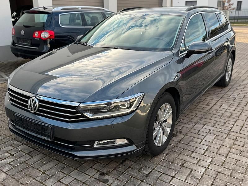Gebraucht VW Passat Comfortline 190 PS (139 kW) 2016 Grau Kombi