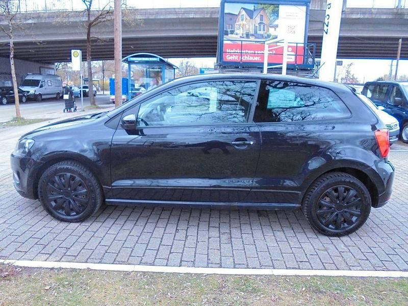 Gebraucht VW Polo Comfortline 90 PS (66 kW) 2014 Schwarz Limousine