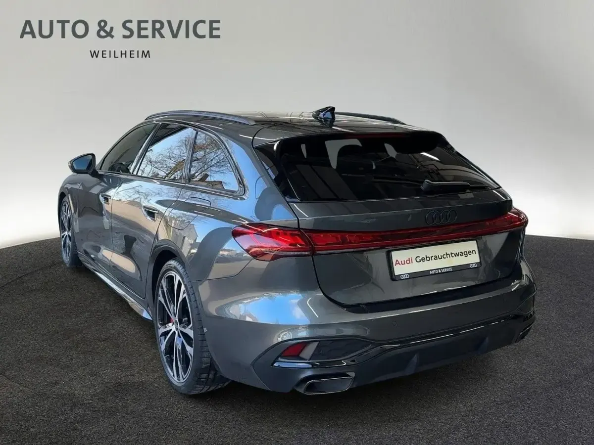 Gebraucht Audi A5 Ambiente 367 PS (269 kW) 2025 Daytonagrau perleffekt Kombi