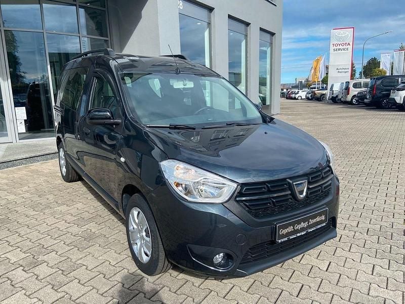 Gebraucht Dacia Dokker Comfort 131 PS (96 kW) 2021 Comete grey Van / Kleinbus