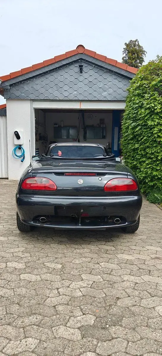 Używany MG F 120 KM (88 kW) 1997 Szary Kabriolet