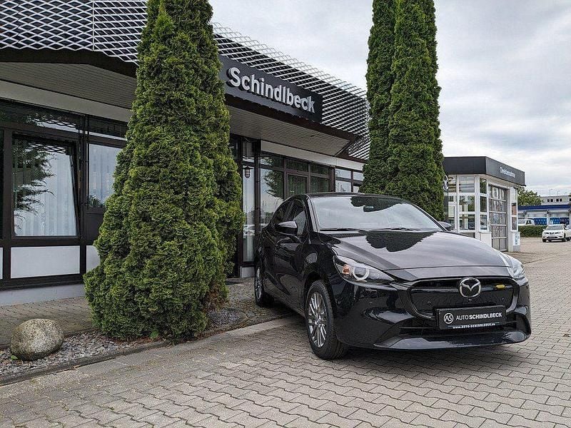 Schwarz Gebraucht 2024 Mazda 2 Exclusive Limousine | 19.990 € (Fairer Preis) - Bild 1/4