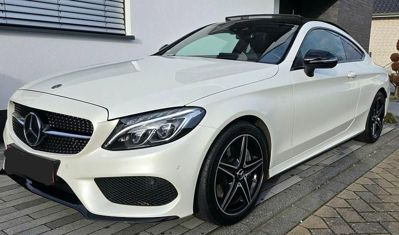 Gebraucht Mercedes C250 AMG 211 PS (155 kW) 2017 Weiß Coupé
