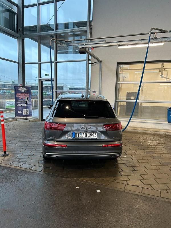 Gebraucht Audi Q7 373 PS (274 kW) 2018 Grau SUV